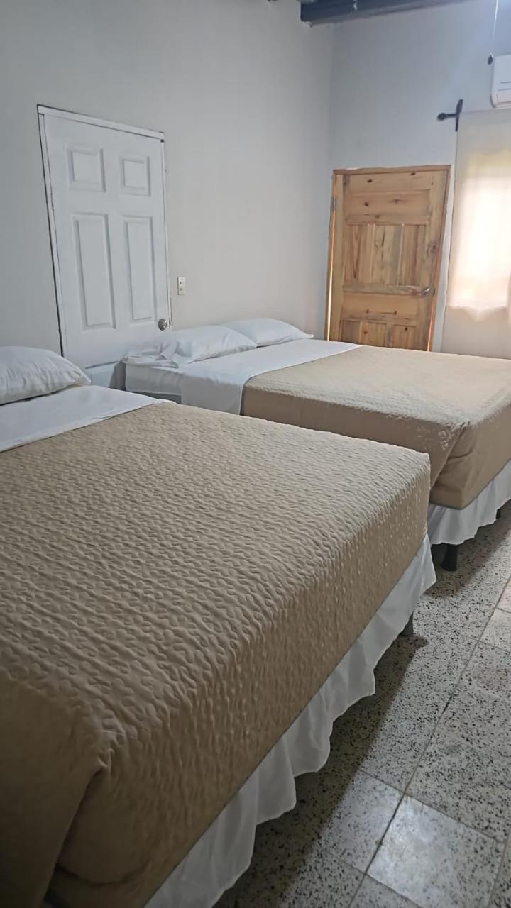 Aparta Hotel Palmerola Comayagua Exteriör bild