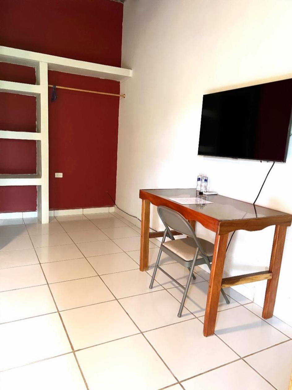 Aparta Hotel Palmerola Comayagua Exteriör bild